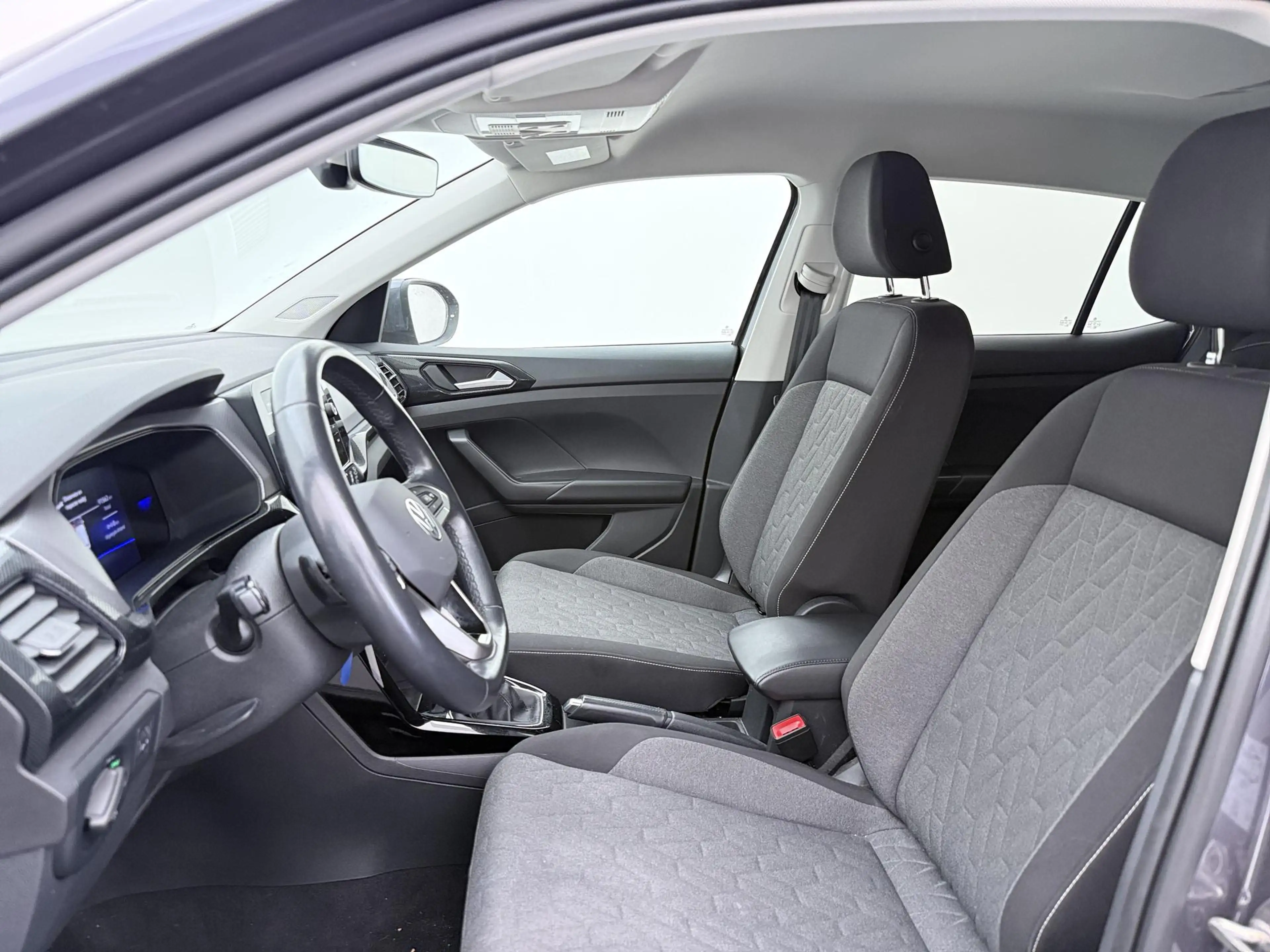 Volkswagen T-Cross 1.0 TSI Life | Climate control | ACC | Parkeersens — photo 4