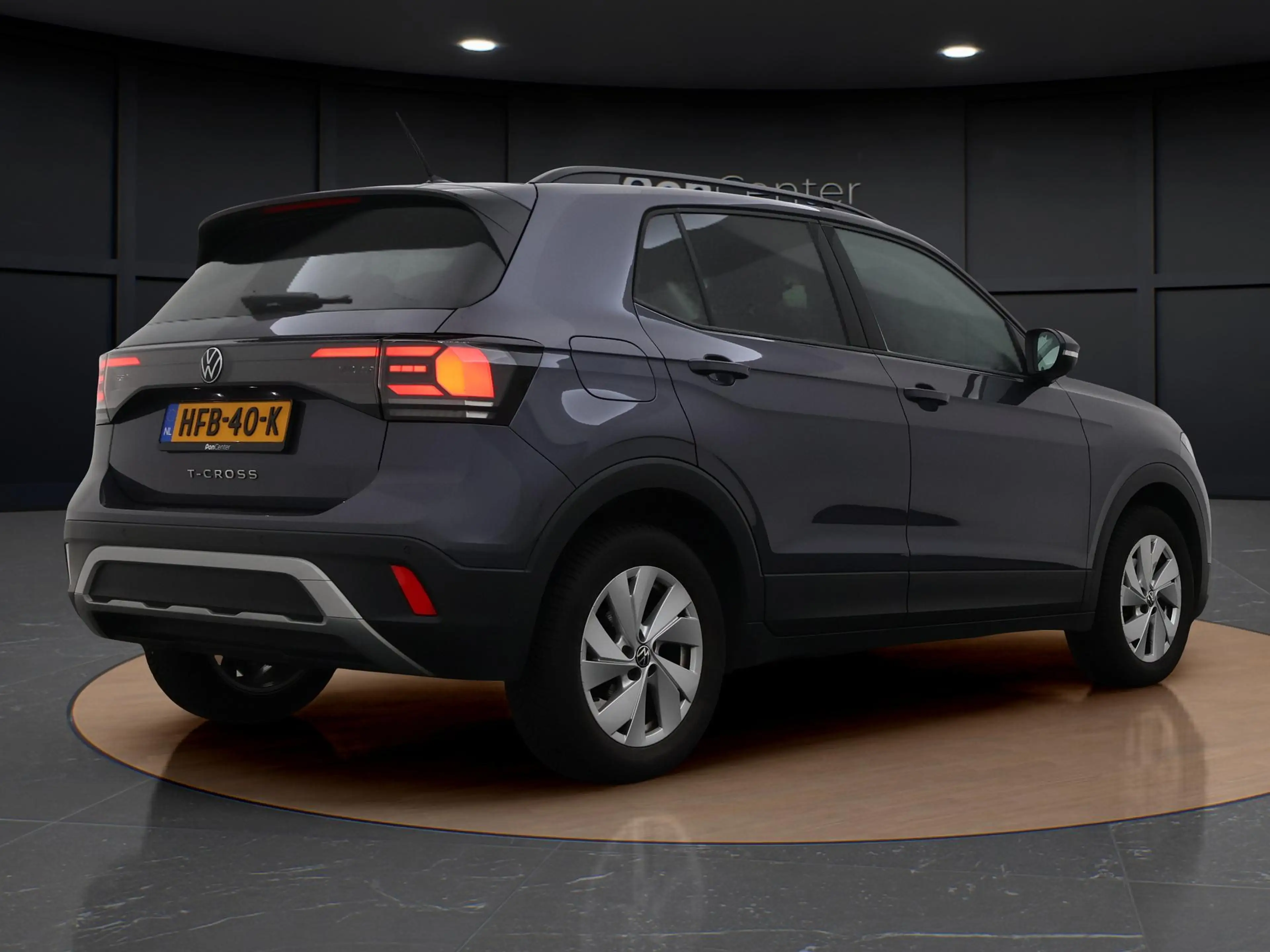 Volkswagen T-Cross 1.0 TSI Life | Climate control | ACC | Parkeersens — photo 5