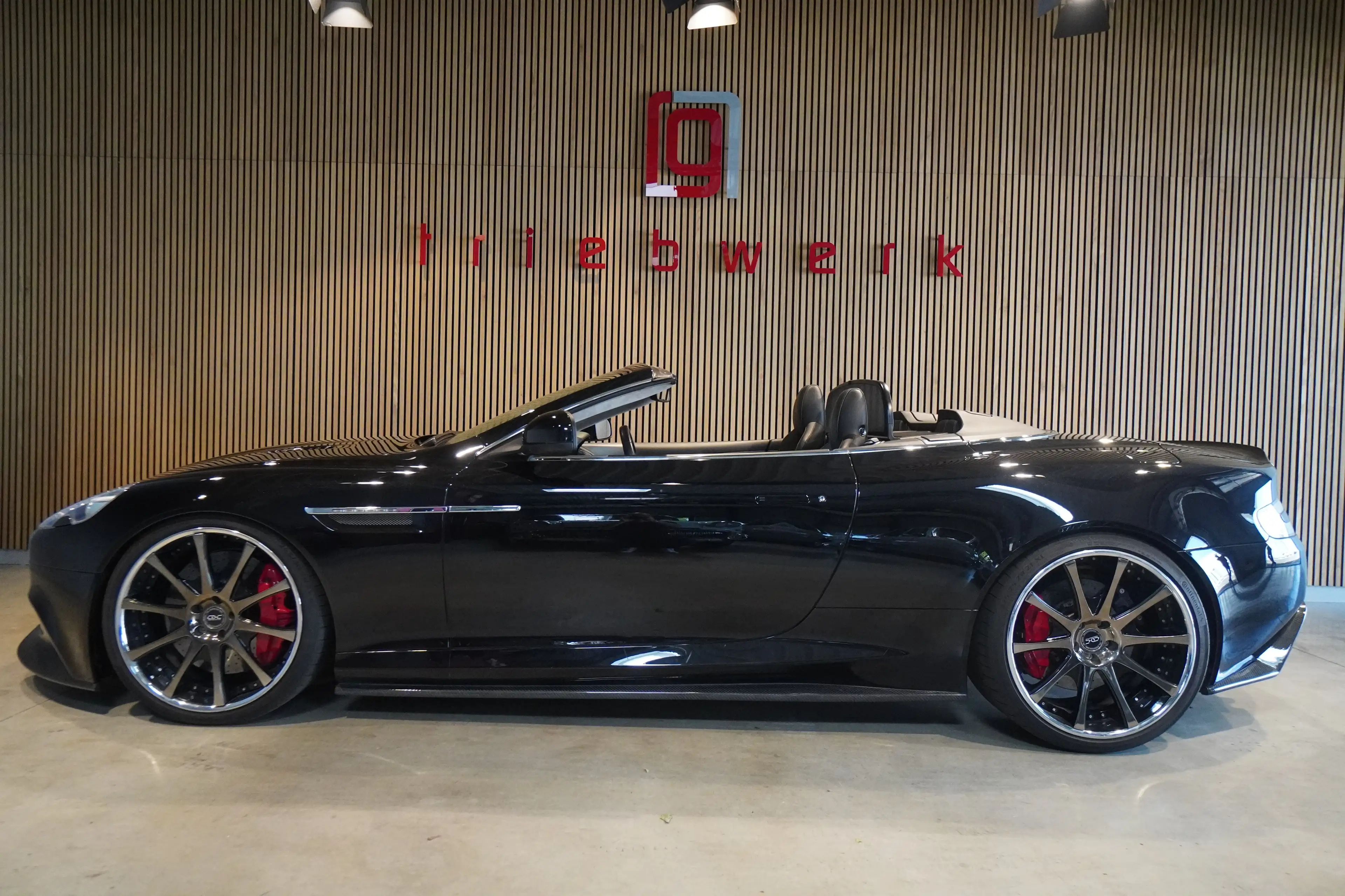 Aston Martin DB9 DB9 6.0 V12 Volante*Carbon*Lift*21"Alu*BRD Fzg* — photo 14