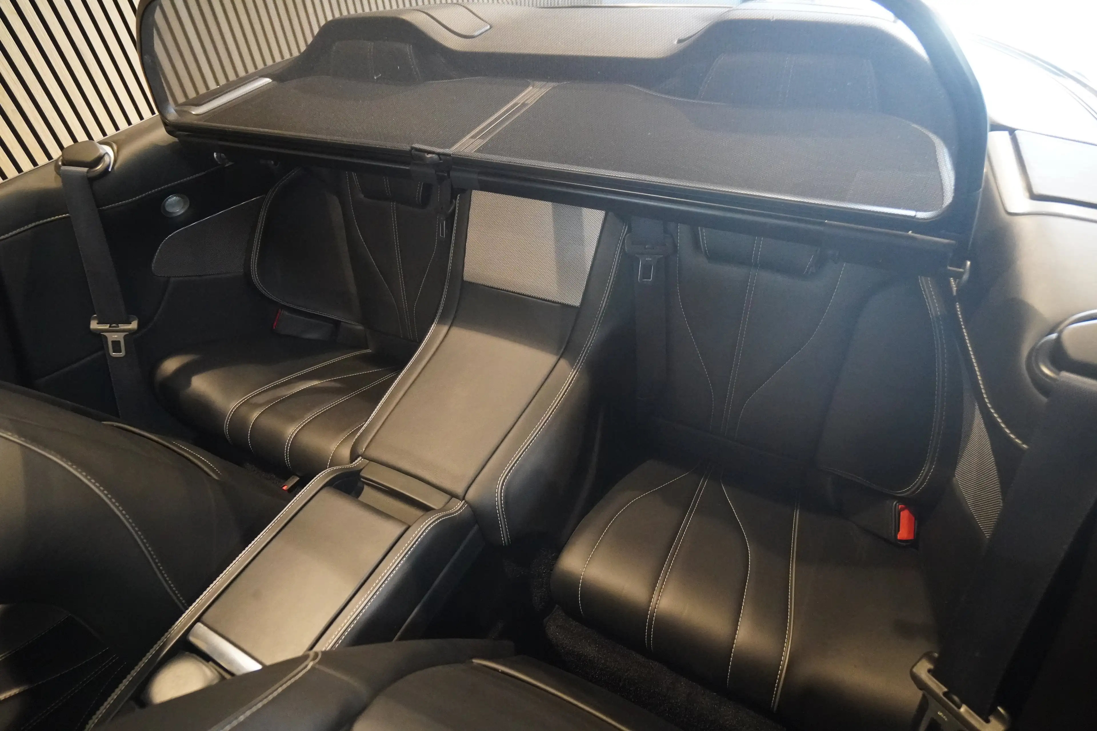 Aston Martin DB9 DB9 6.0 V12 Volante*Carbon*Lift*21"Alu*BRD Fzg* — photo 10
