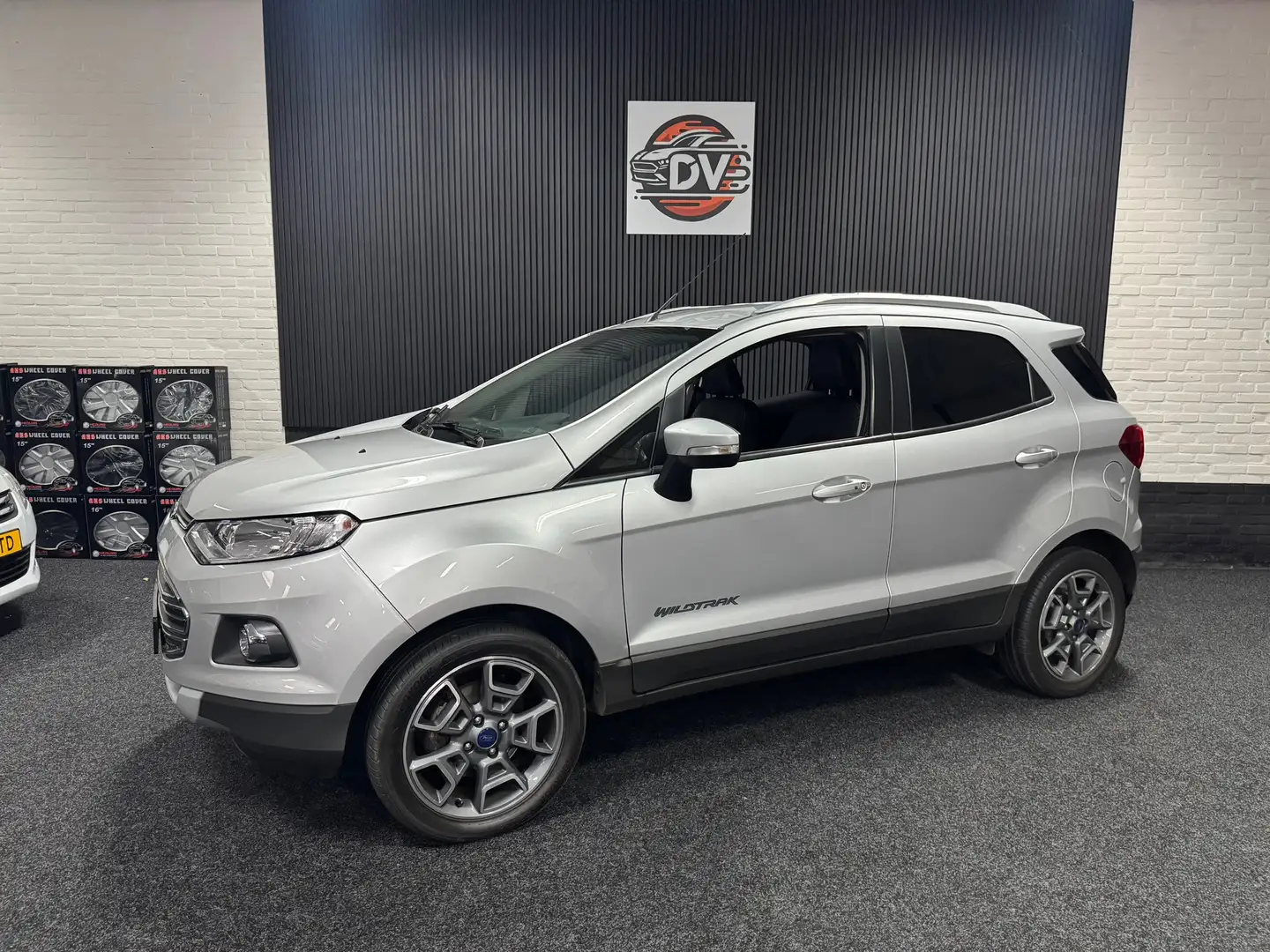 Ford EcoSport 1.0 EcoBoost WILDSTRAK, NAV, PDC, LMV, LED, CLIMAT Grijs - 1