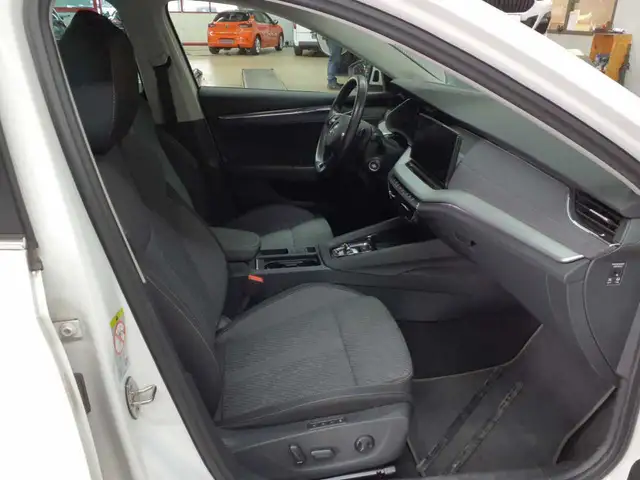 Skoda Octavia view 8
