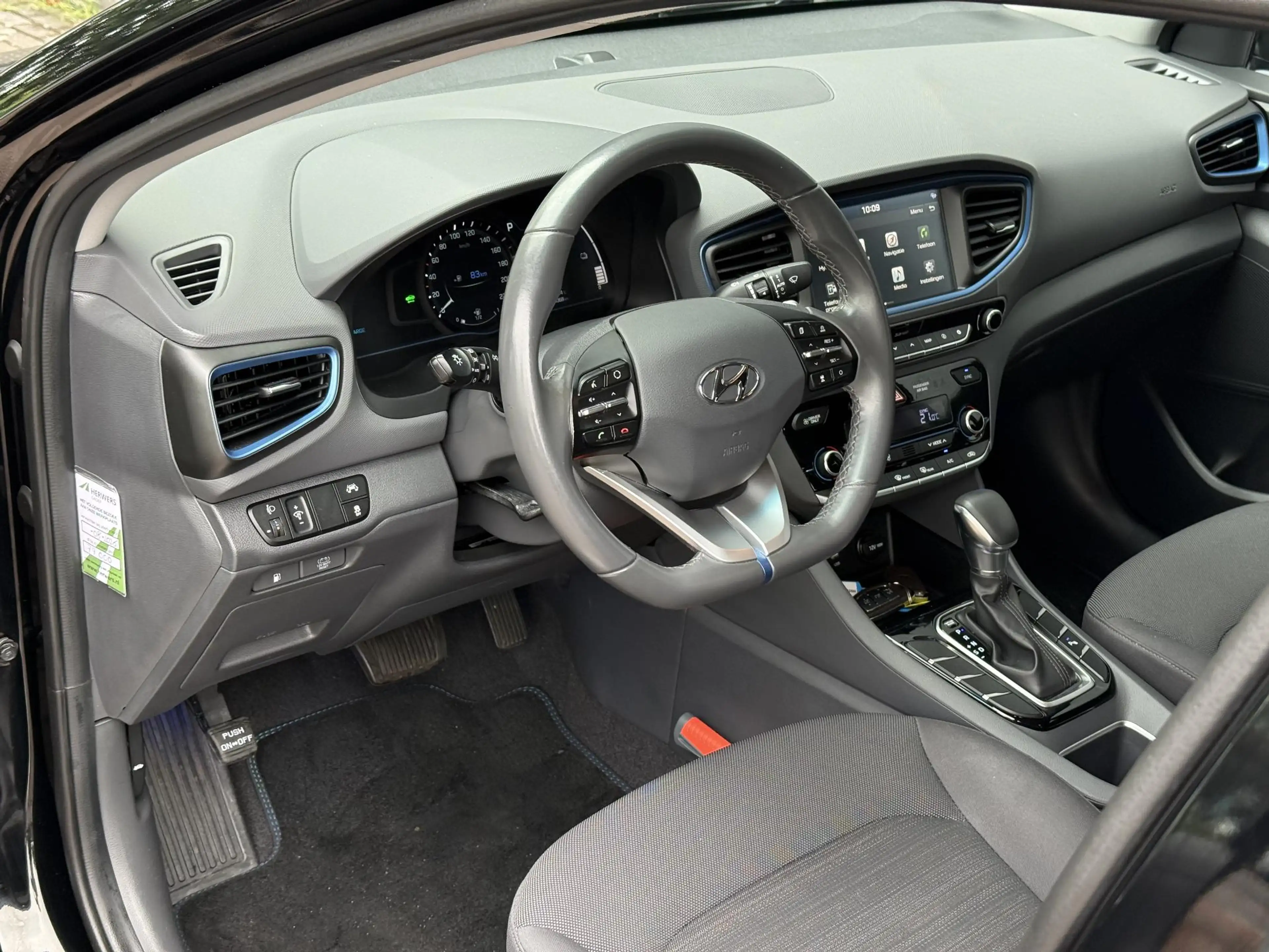 Hyundai IONIQ 1.6 GDi Comfort / Eerste Eigenaar / Dealer Onderho — photo 17