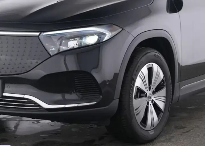 Mercedes-Benz EQA 2025, foto 4