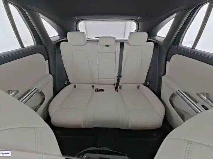 Mercedes-Benz EQA 2025, foto 8