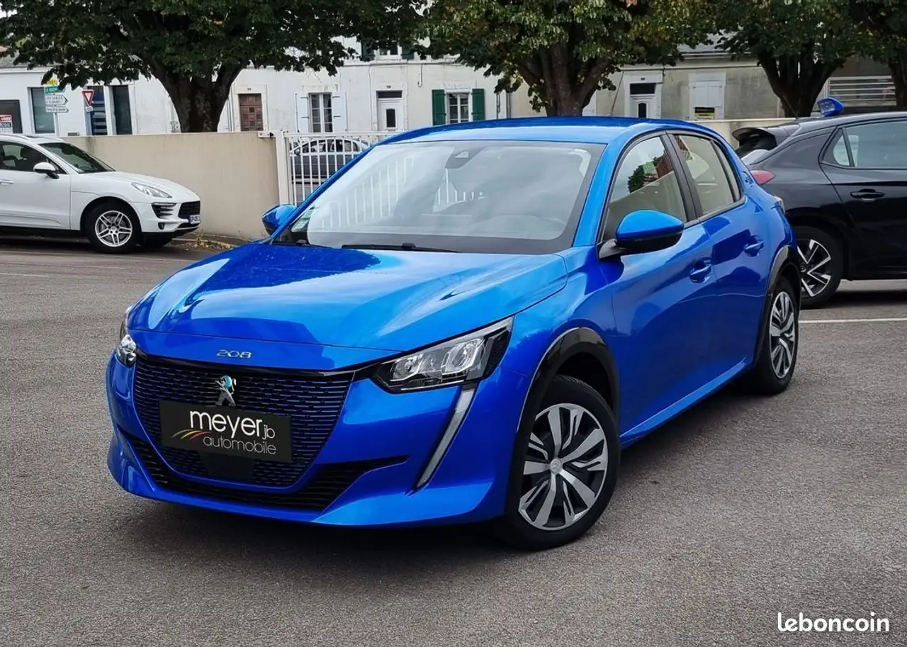 Peugeot 208 e- active business 136cv