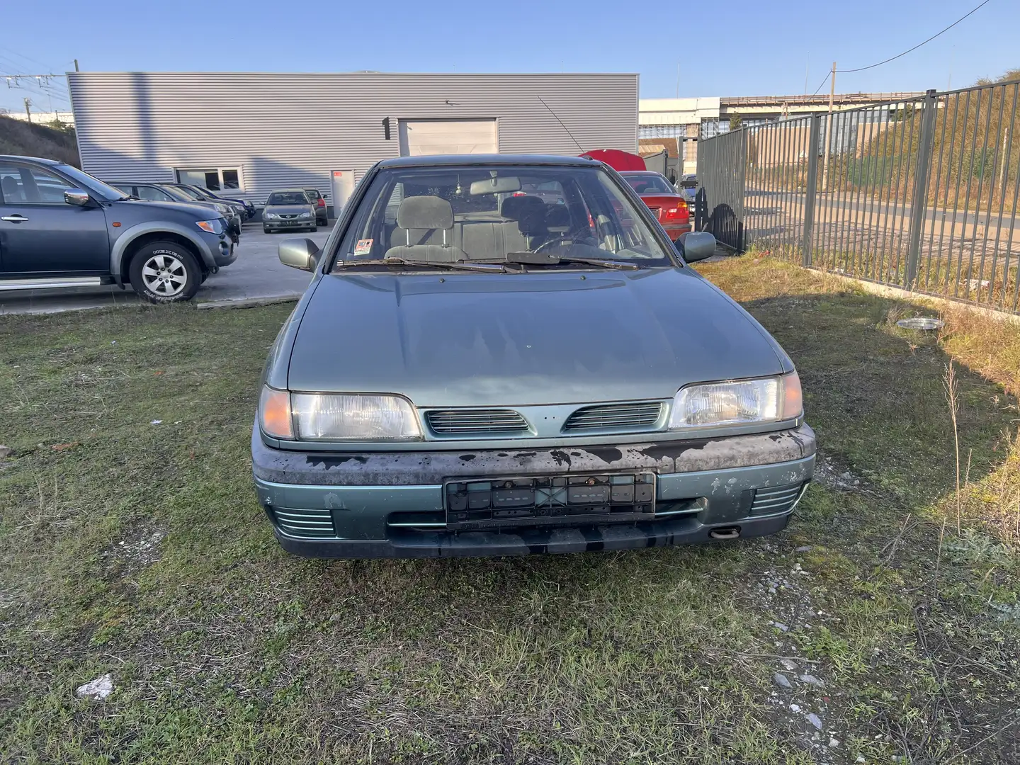 Nissan Sunny 1.6 SLX Injection.  ONLY EXPORT Grün - 1