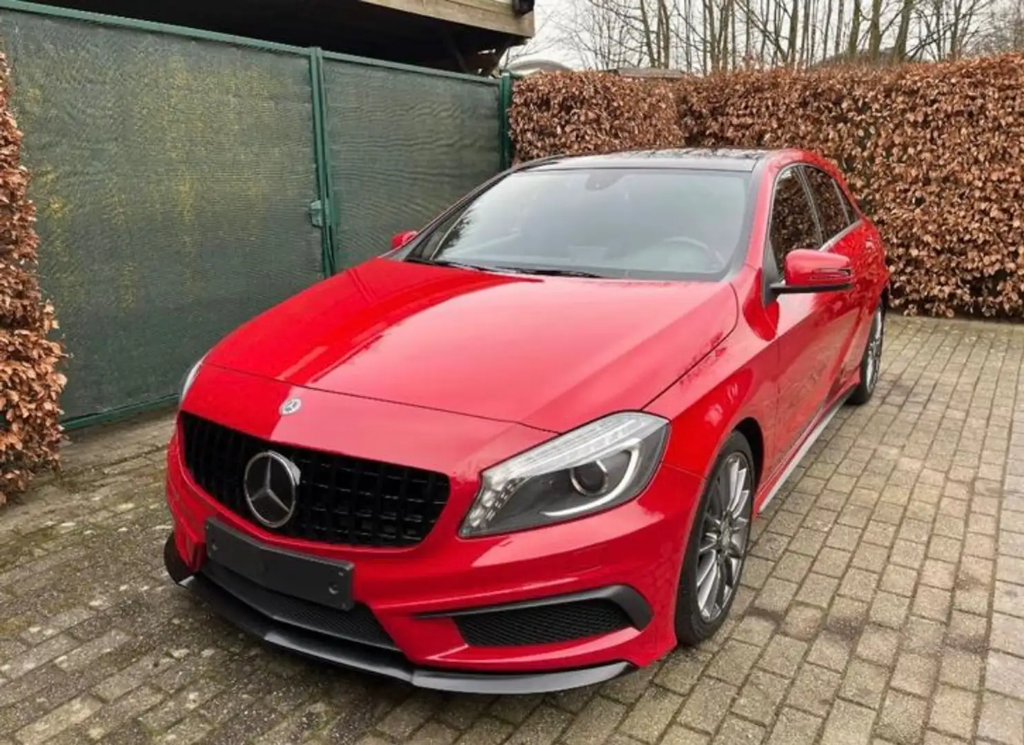 Mercedes-Benz A 180 A 180 Rouge - 2