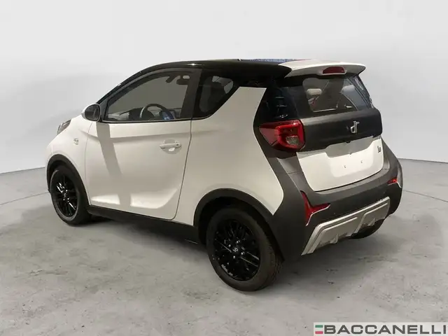 DR Automobiles DR1.0 view 2