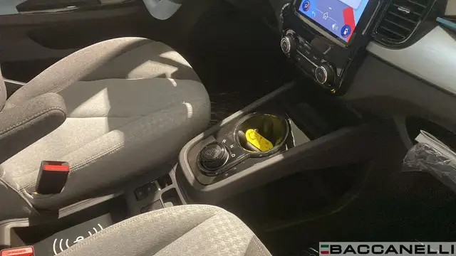 DR Automobiles DR1.0 view 15