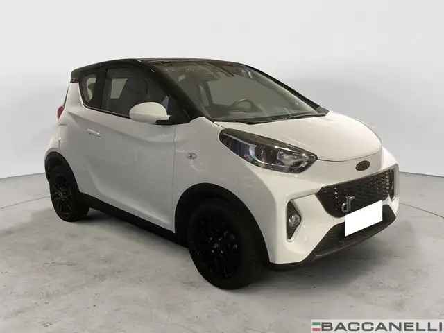DR Automobiles DR1.0 view 5