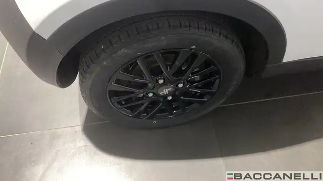 DR Automobiles DR1.0 view 8