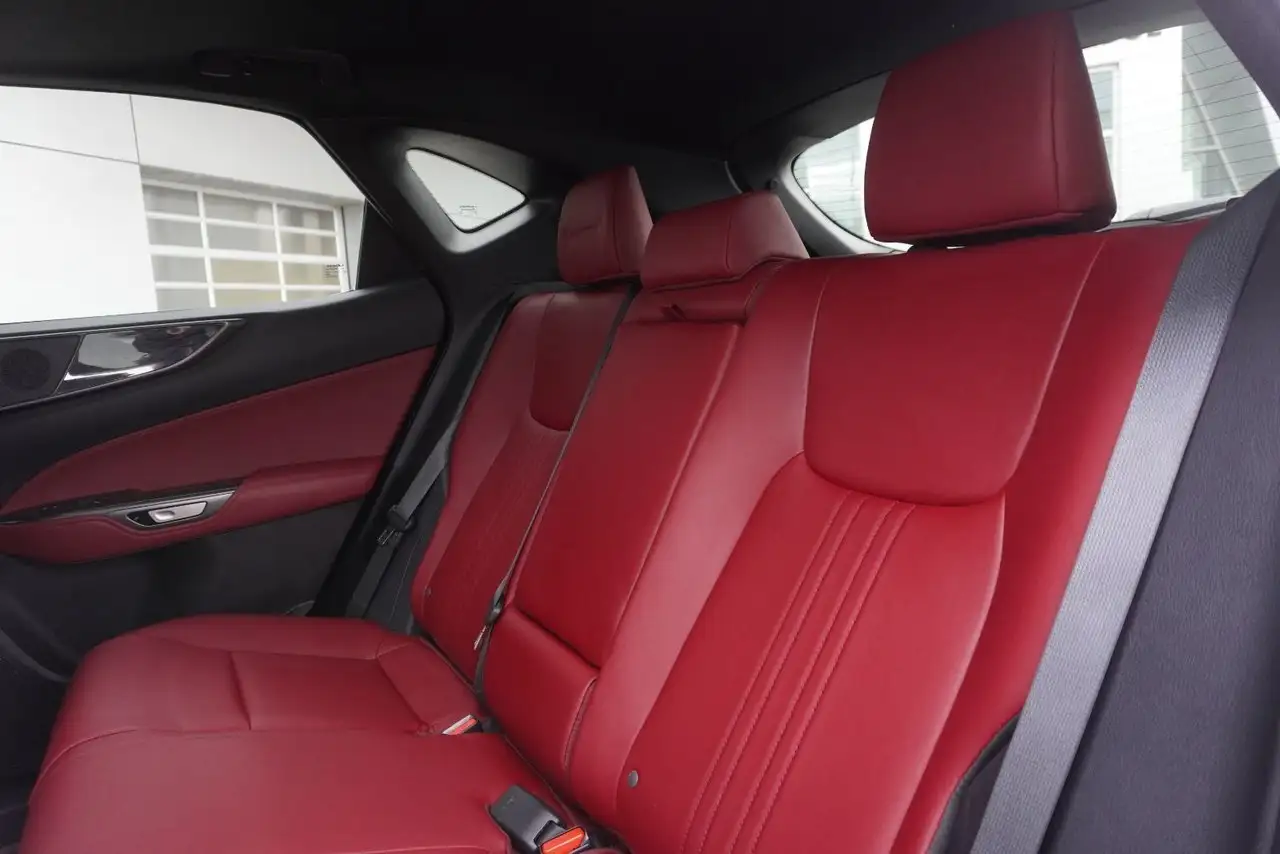 Lexus NX снимка Lexus NX