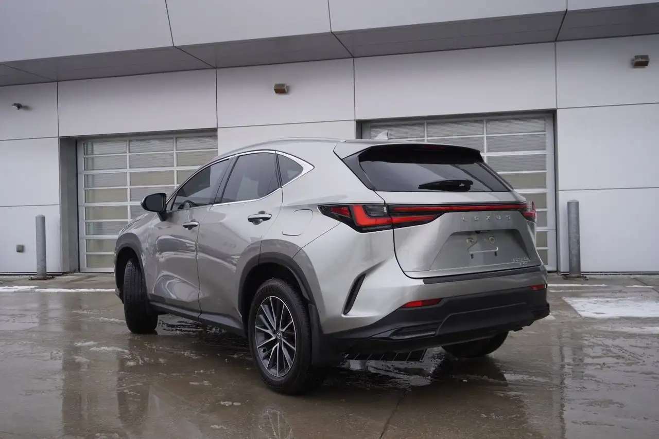 Lexus NX снимка Lexus NX
