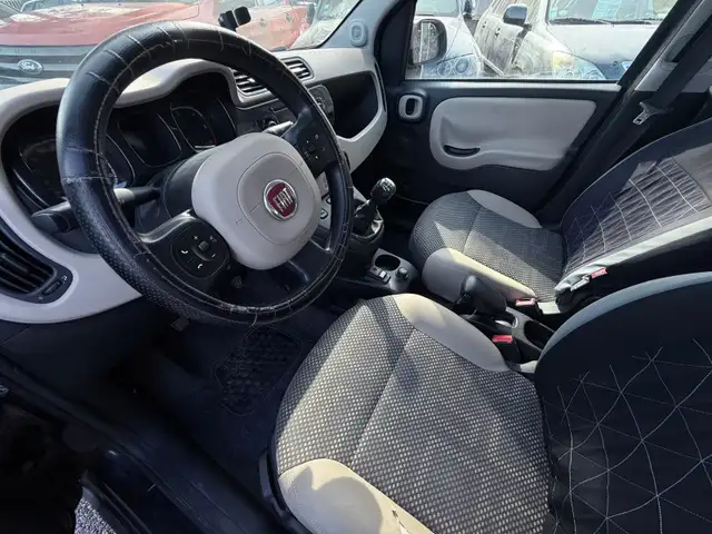 Fiat Panda view 8