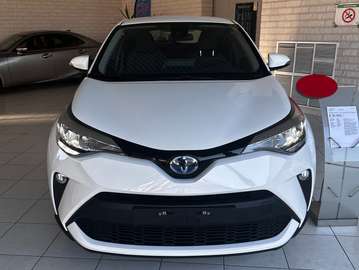 1.8i VVT-i Hybrid C-Enter E-CVT (EU6AP)