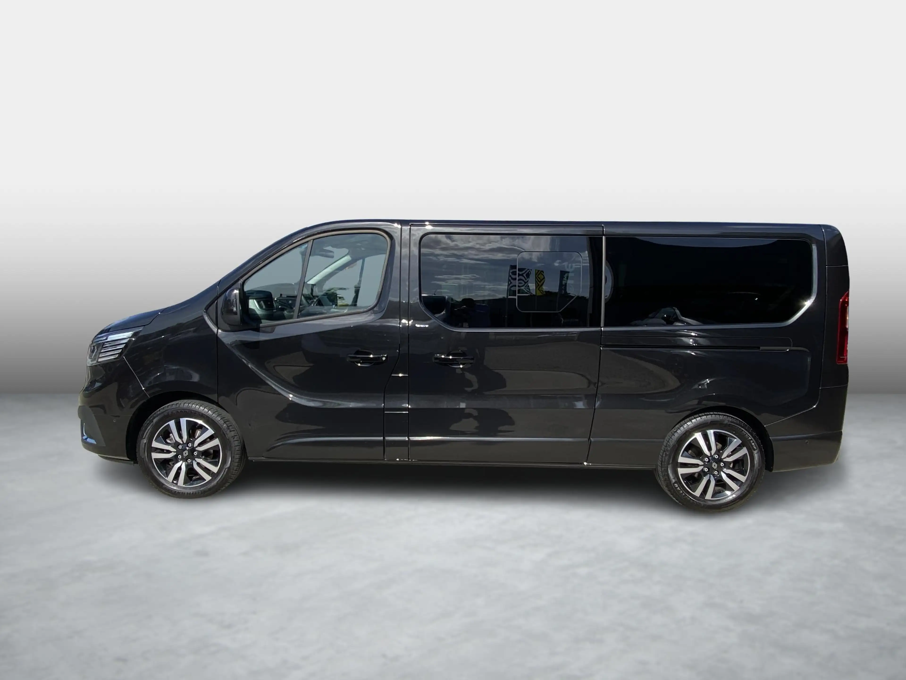 Renault Trafic Grand SpaceClass Blue dCi 170 EDC — photo 6