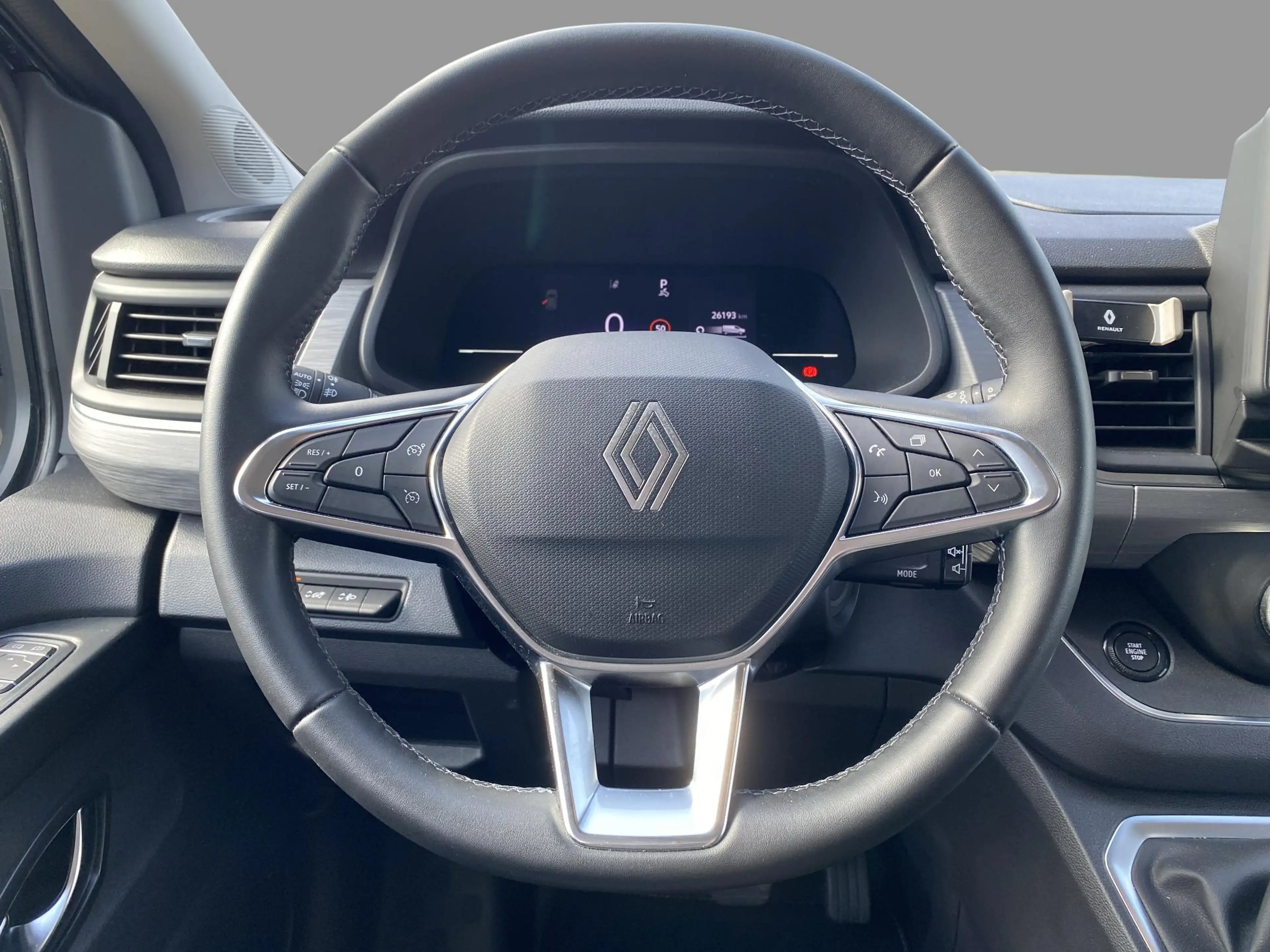 Renault Trafic Grand SpaceClass Blue dCi 170 EDC — photo 12
