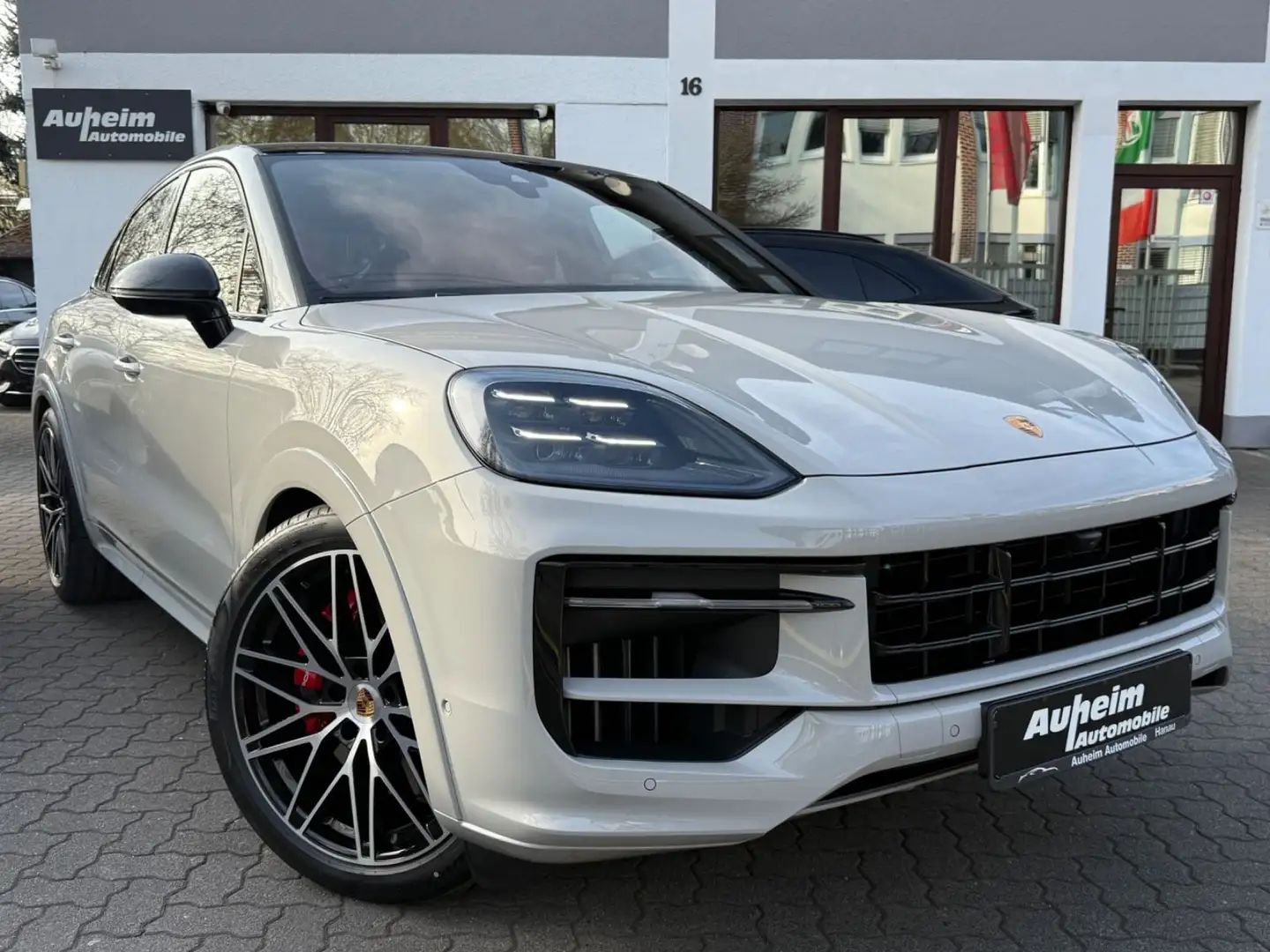 Porsche Cayenne Coupe S MY25 Carbon Fond Entert. FULL Grau - 1