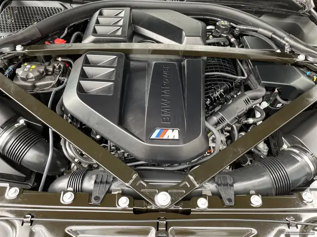 BMW M2 view 12