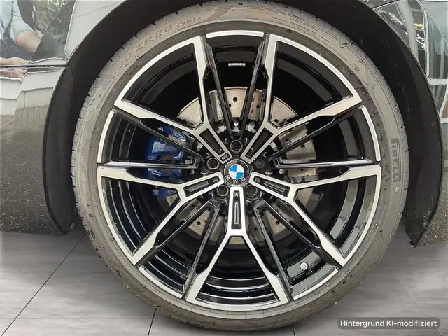BMW M2 view 6