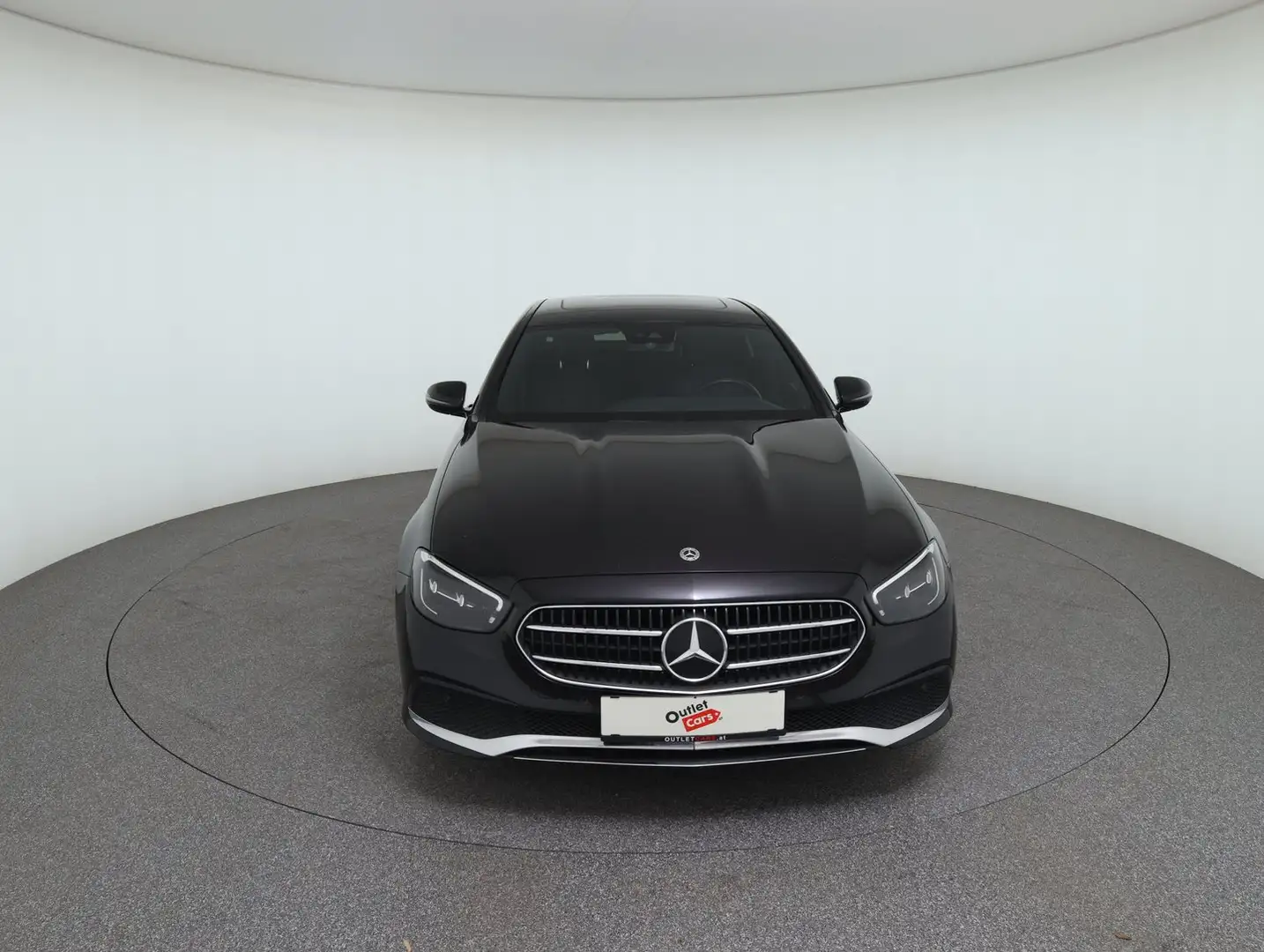 Mercedes-Benz E 220 220 d Aut. Schwarz - 2