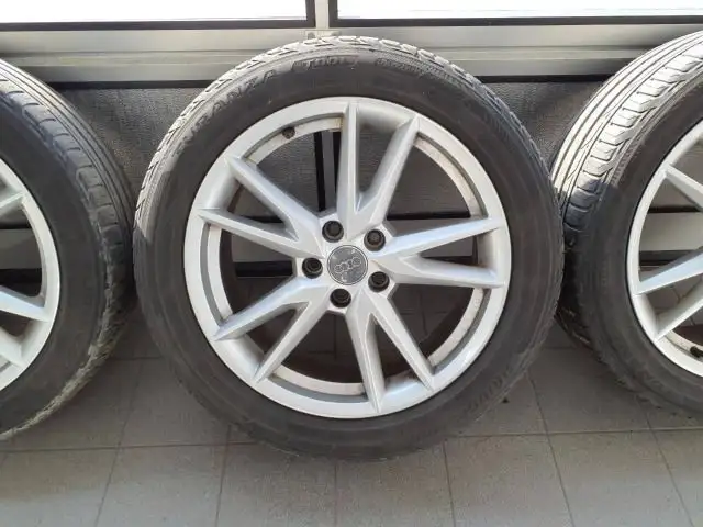 Audi Q2 view 10