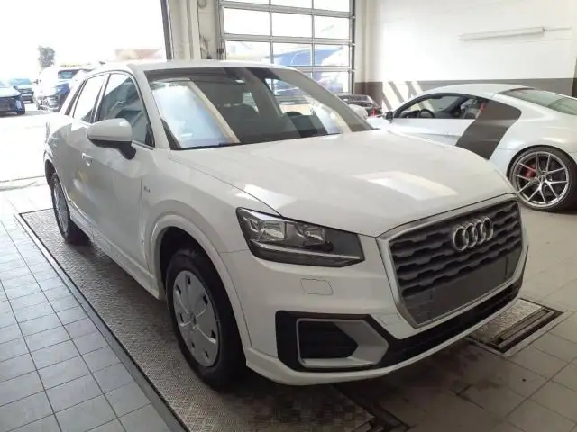 Audi Q2 view 2