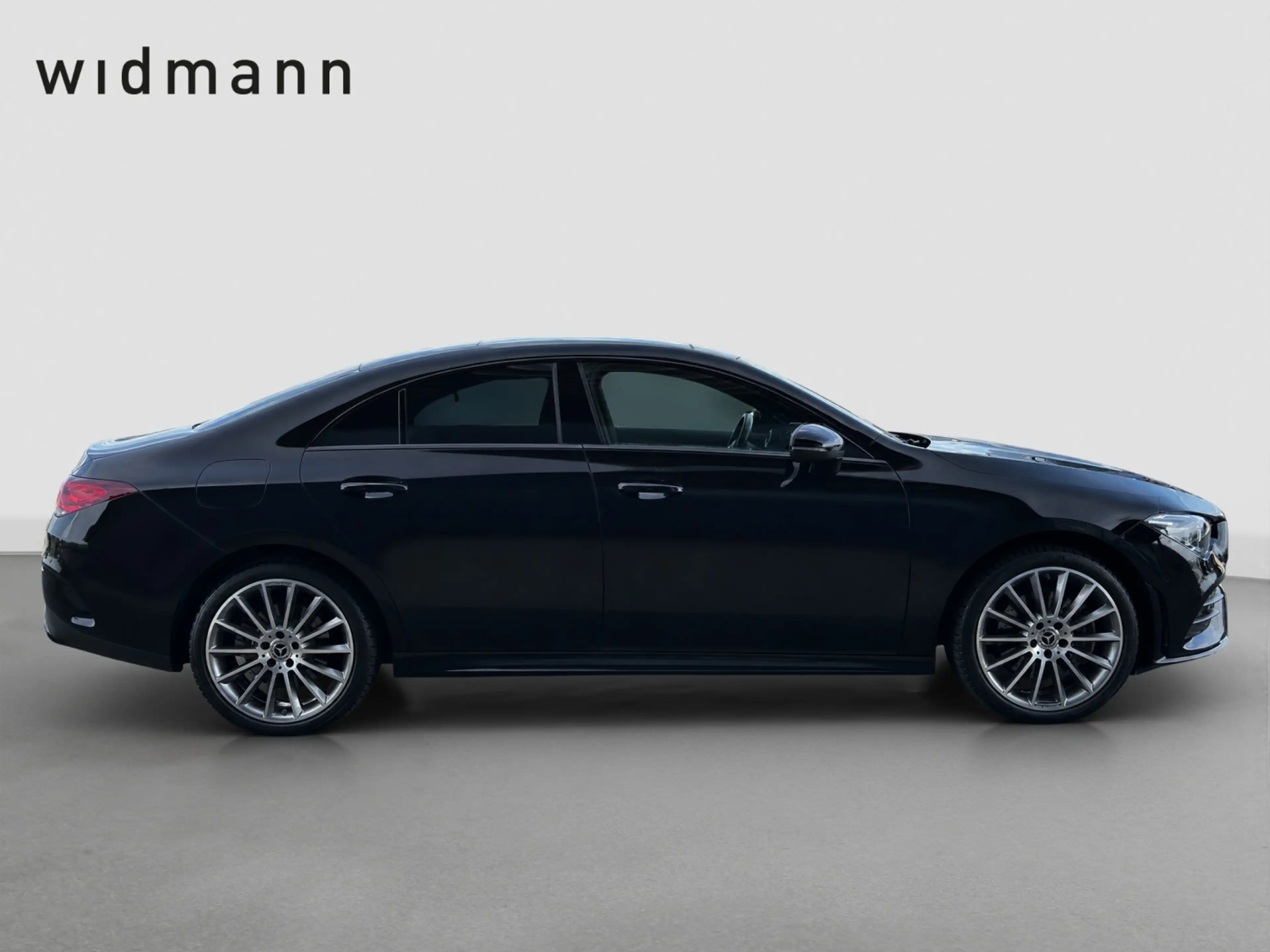 Mercedes-Benz CLA 250 e *AMG*Multibeam*Panorama*Night*Kam*19"* — photo 6
