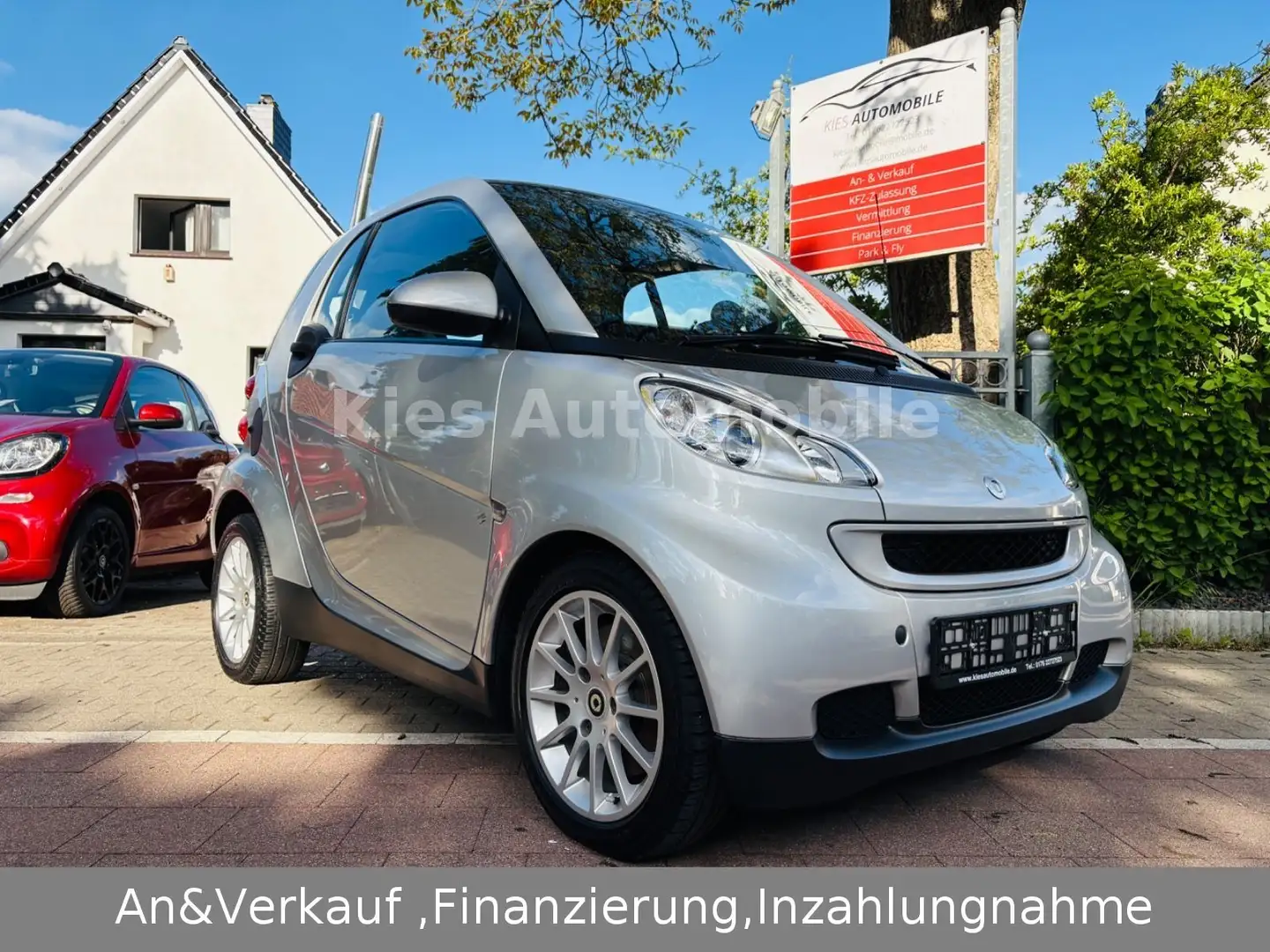 smart forTwo Passion AUTOM/KLIMA/PANO/ALLWETTER/TÜV Plateado - 1