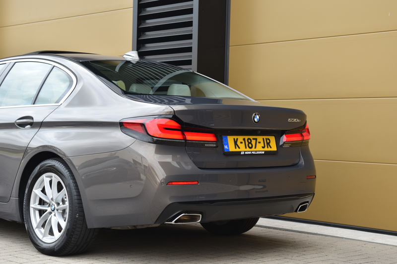 BMW 530 5-serie 530e High Executive * Comfortstoelen * Gla — photo 8