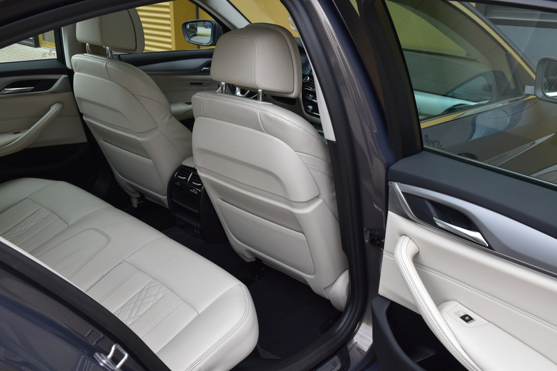 BMW 530 5-serie 530e High Executive * Comfortstoelen * Gla — photo 11