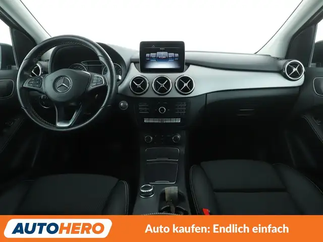 Mercedes-Benz B-Class view 12