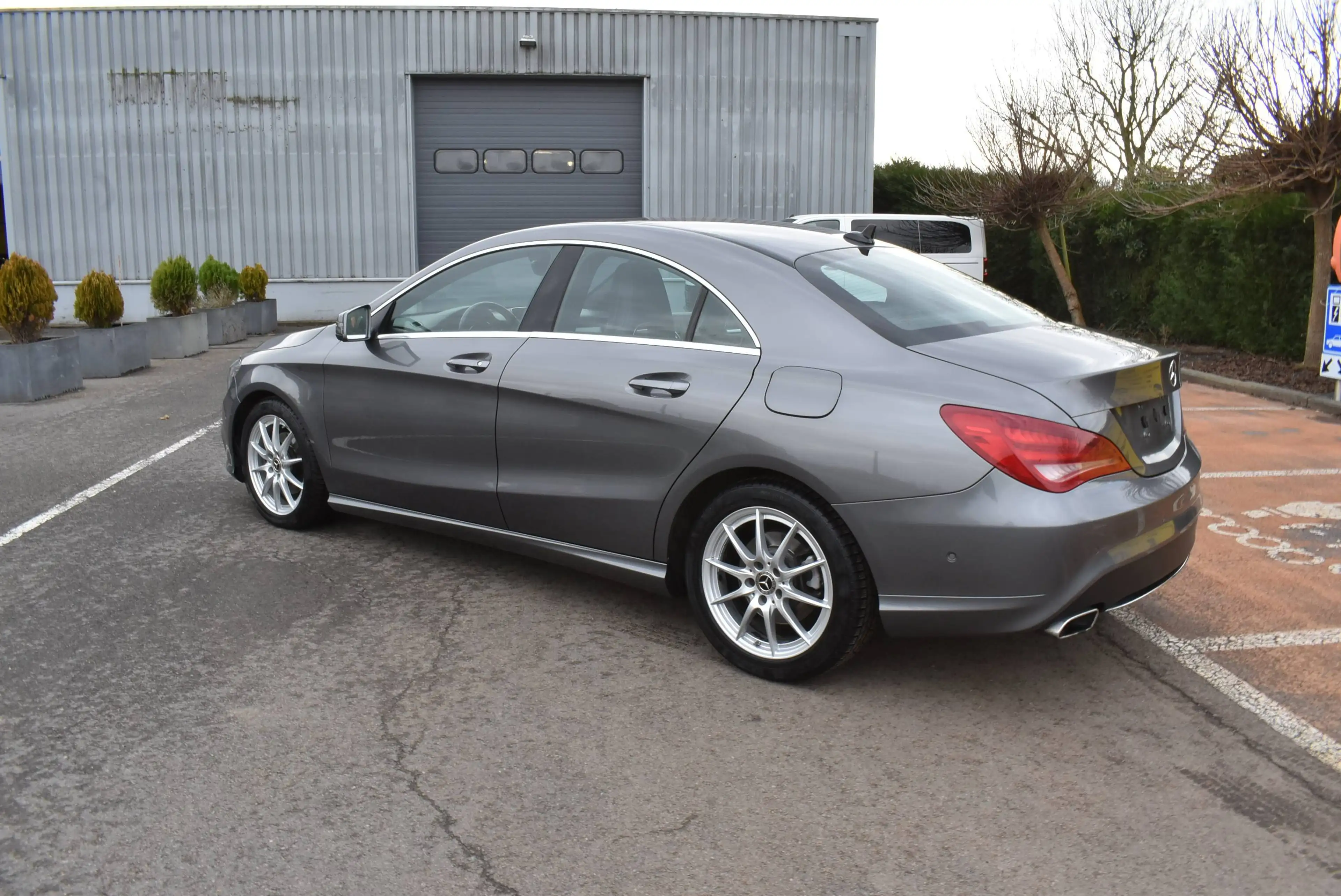 Mercedes-Benz CLA 220 CDI Autom Pack Sport Xénon ***12M GARANTIE*** — photo 4