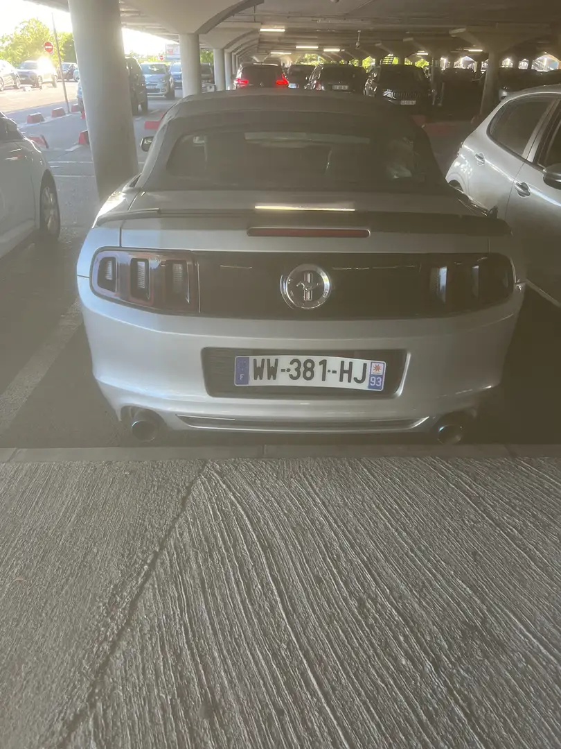 Ford Mustang cab v6 3.7 - 2