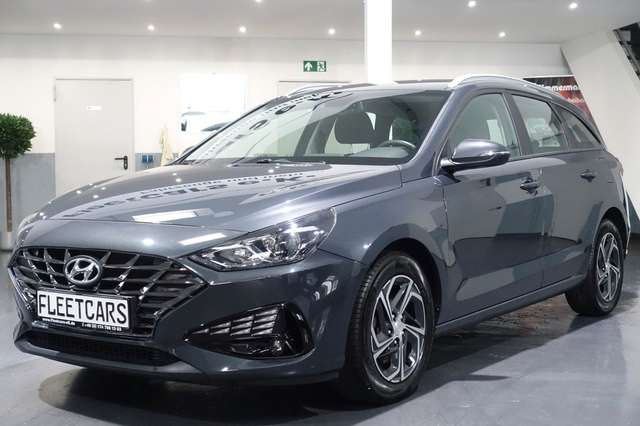 Hyundai i30 cw | R.Kamera | Einparkhilfe | Sitzheizung