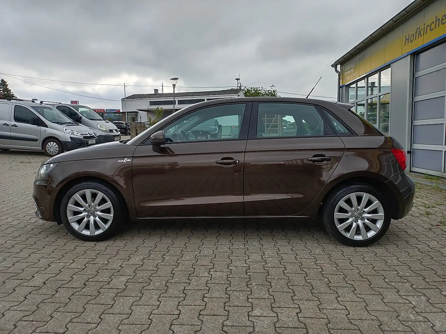 Audi A1 SB 1,2 TFSI Ambition *AHV*Tempomat*Sitz-h.*PDC*... Braun - 2