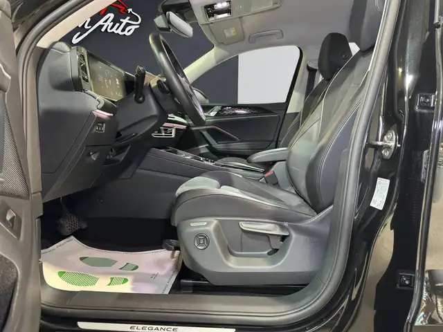 Volkswagen Tiguan view 11