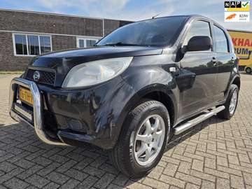 1.5-16v 2WD/CAMERA/TREKHAAK/CRUIS CONTROL
