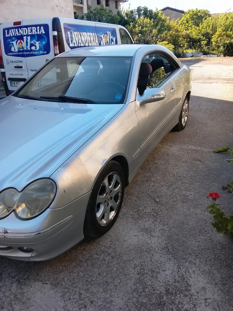 Mercedes-Benz CLK 270 Coupe cdi Elegance - 2