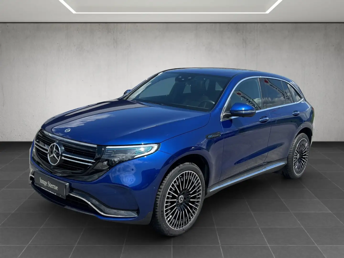 Mercedes-Benz EQC 400 4MATIC 80kWh AMG Line Aut. Blau - 2