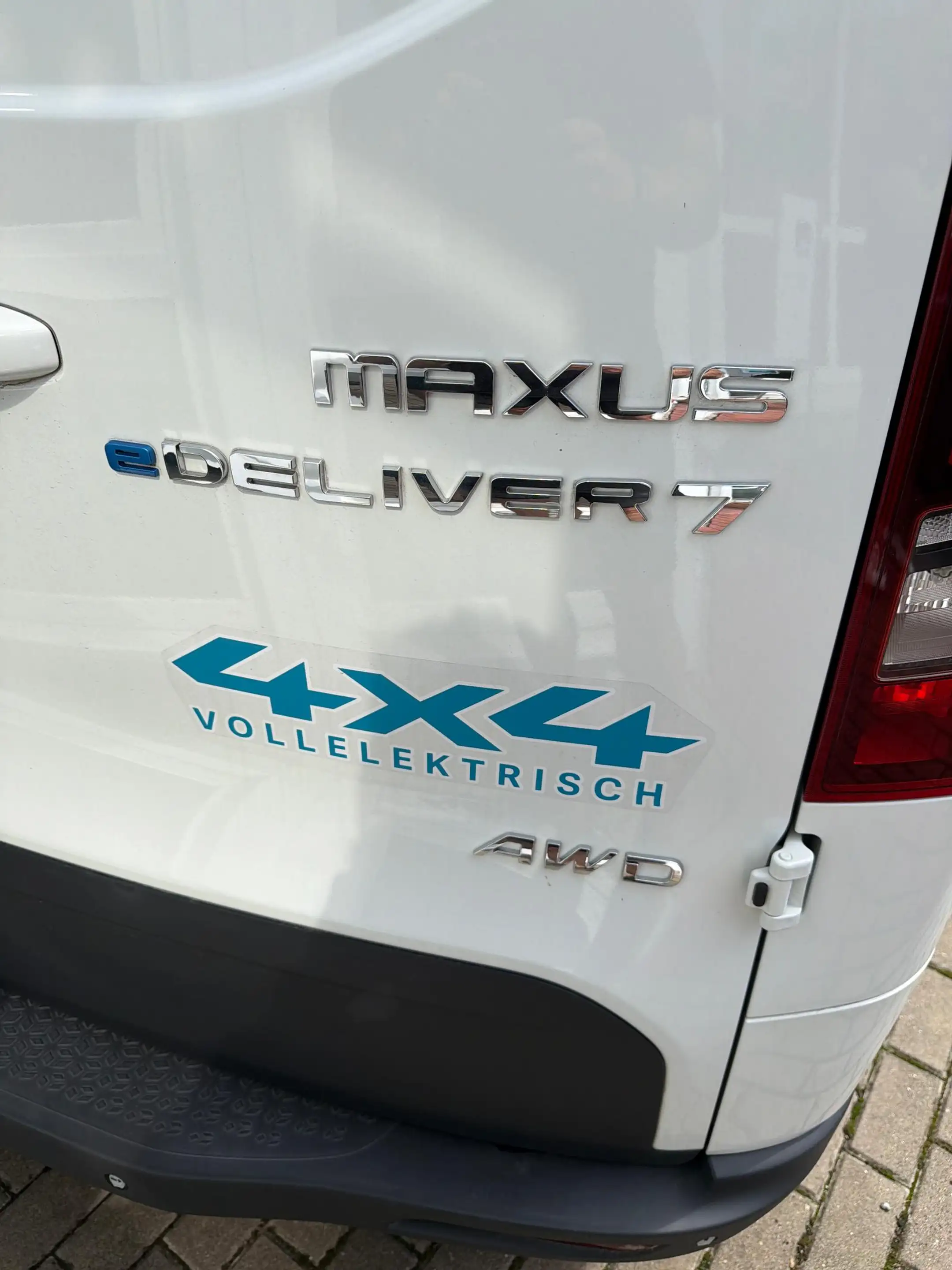 Maxus eDeliver 7 L2H1 88kWh — photo 8