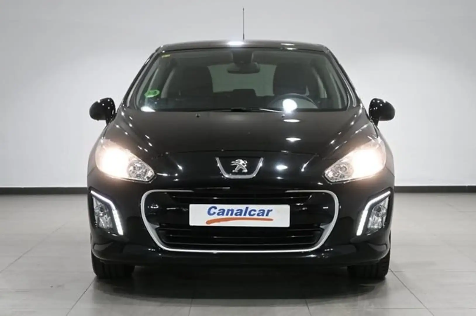 Peugeot 308 5p Family 1.6 VTi 120 Negro - 2