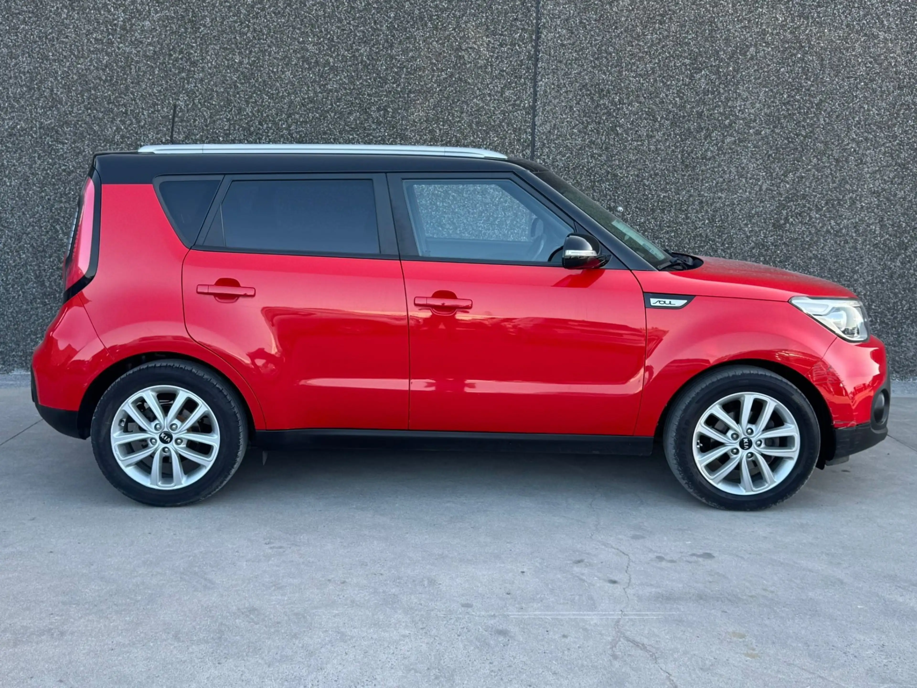 Kia Soul 1.6 CDRi //CARPLAY/GPS//CLIM//USB//GARANTIE 12M — photo 8