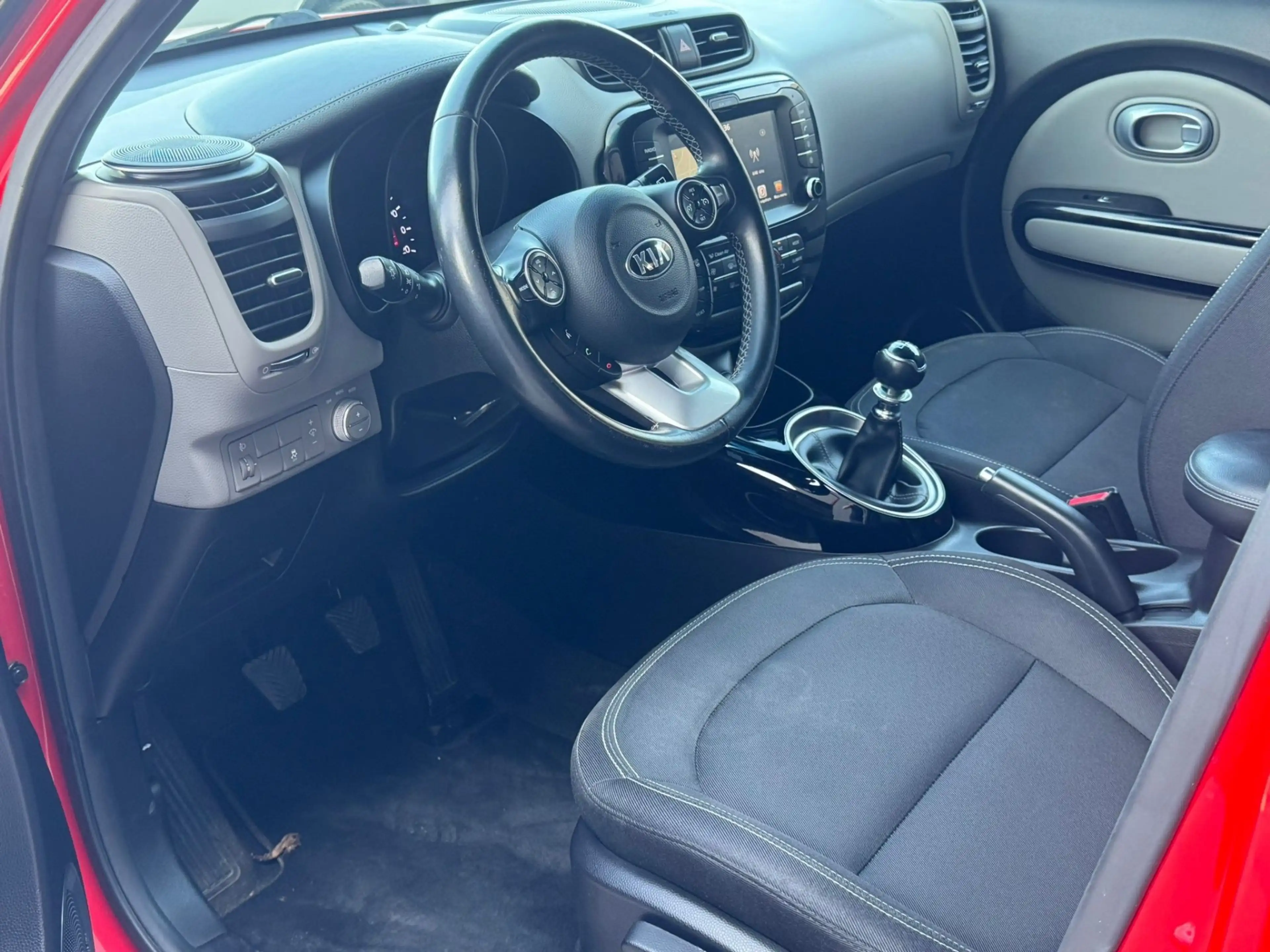 Kia Soul 1.6 CDRi //CARPLAY/GPS//CLIM//USB//GARANTIE 12M — photo 12