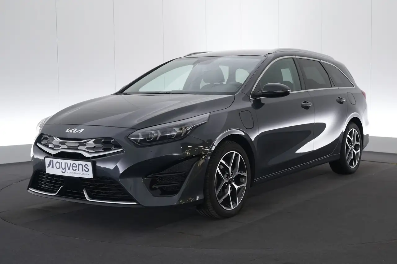 Kia Ceed 1.6 GDI PHEV Business Line LEDER/STOF LED GPS PDC