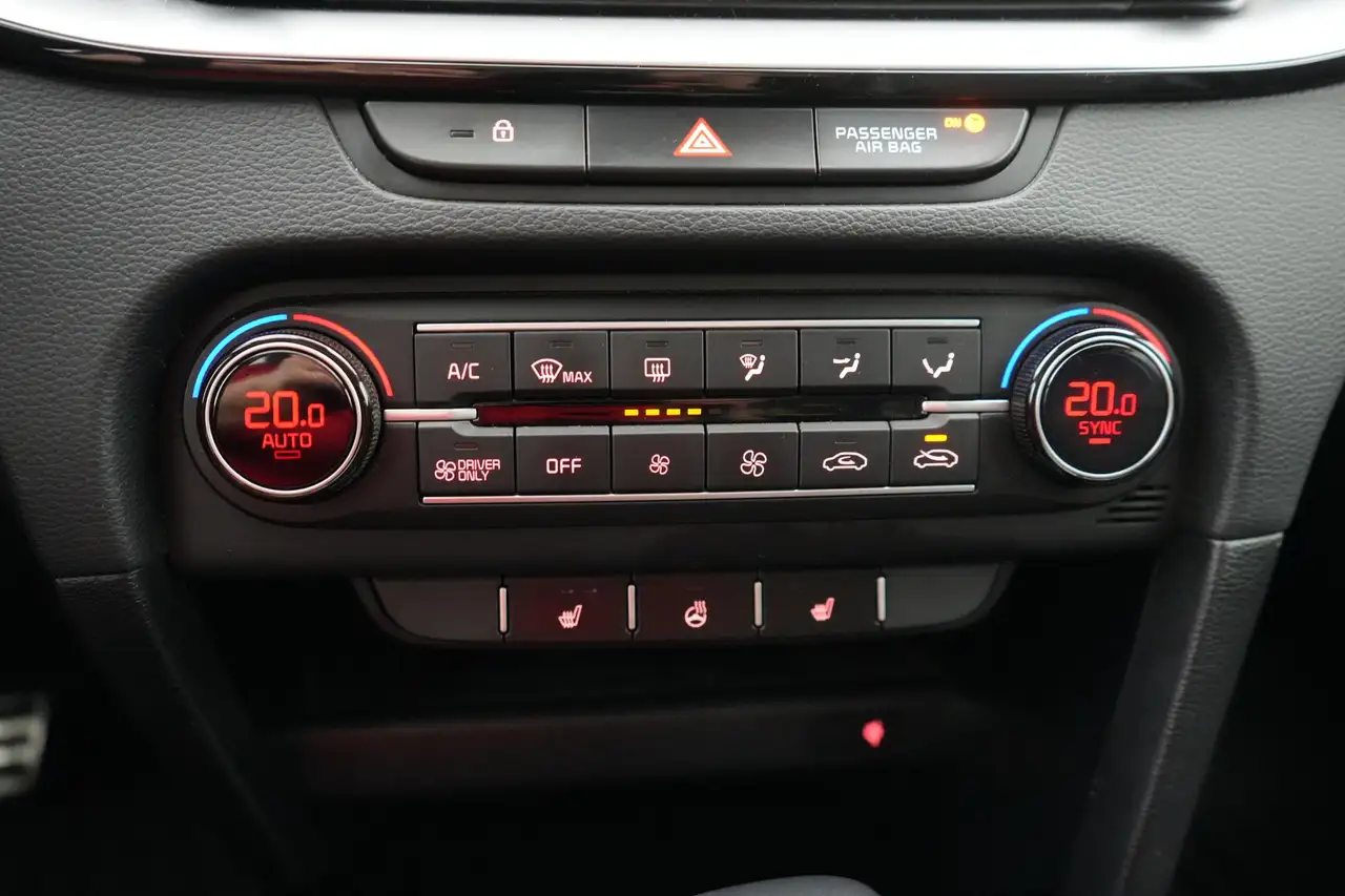 Kia Ceed 1.6 GDI PHEV Business Line LEDER/STOF LED GPS PDC, миниатюра 25