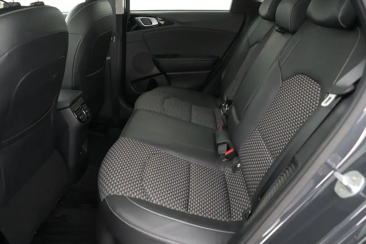 Kia Ceed 1.6 GDI PHEV Business Line LEDER/STOF LED GPS PDC, миниатюра 20
