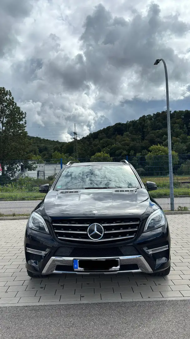Mercedes-Benz ML 350 ML 350 CDI BlueTec Edition 1 Schwarz - 2