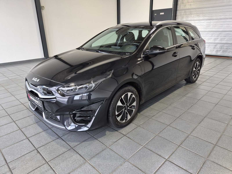 Kia Ceed / cee'd Ceed 1.6 Plug-in Hybrid  Vision|CarPlay|Kamera — photo 3